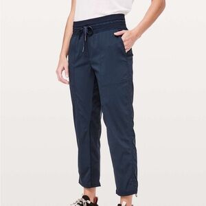 Lululemon studio crop dance pant 25”